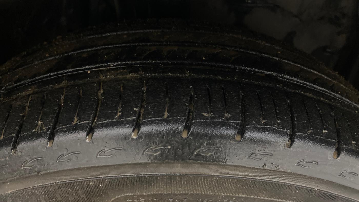 2020 Toyota YARIS G MT, Petrol, Manual, 1,04,531 km, Right Front Tyre Tread