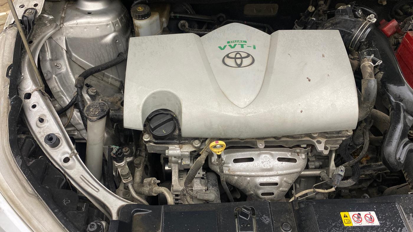 2020 Toyota YARIS G MT, Petrol, Manual, 1,04,531 km, Engine View - Right