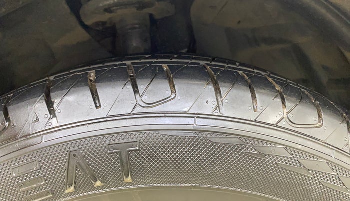 2019 Ford Ecosport TITANIUM + 1.5L PETROL AT, Petrol, Automatic, 44,401 km, Left Front Tyre Tread