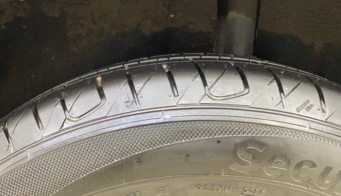 2019 Ford Ecosport TITANIUM + 1.5L PETROL AT, Petrol, Automatic, 44,401 km, Left Rear Tyre Tread