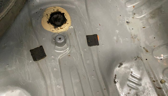 2018 Honda Amaze 1.2L I-VTEC S, Petrol, Manual, 75,658 km, Boot floor - Slight discoloration