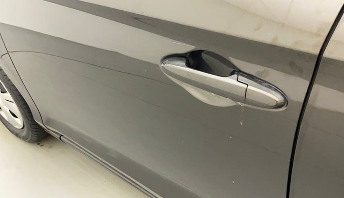 2018 Honda Amaze 1.2L I-VTEC S, Petrol, Manual, 75,658 km, Front passenger door - Minor scratches