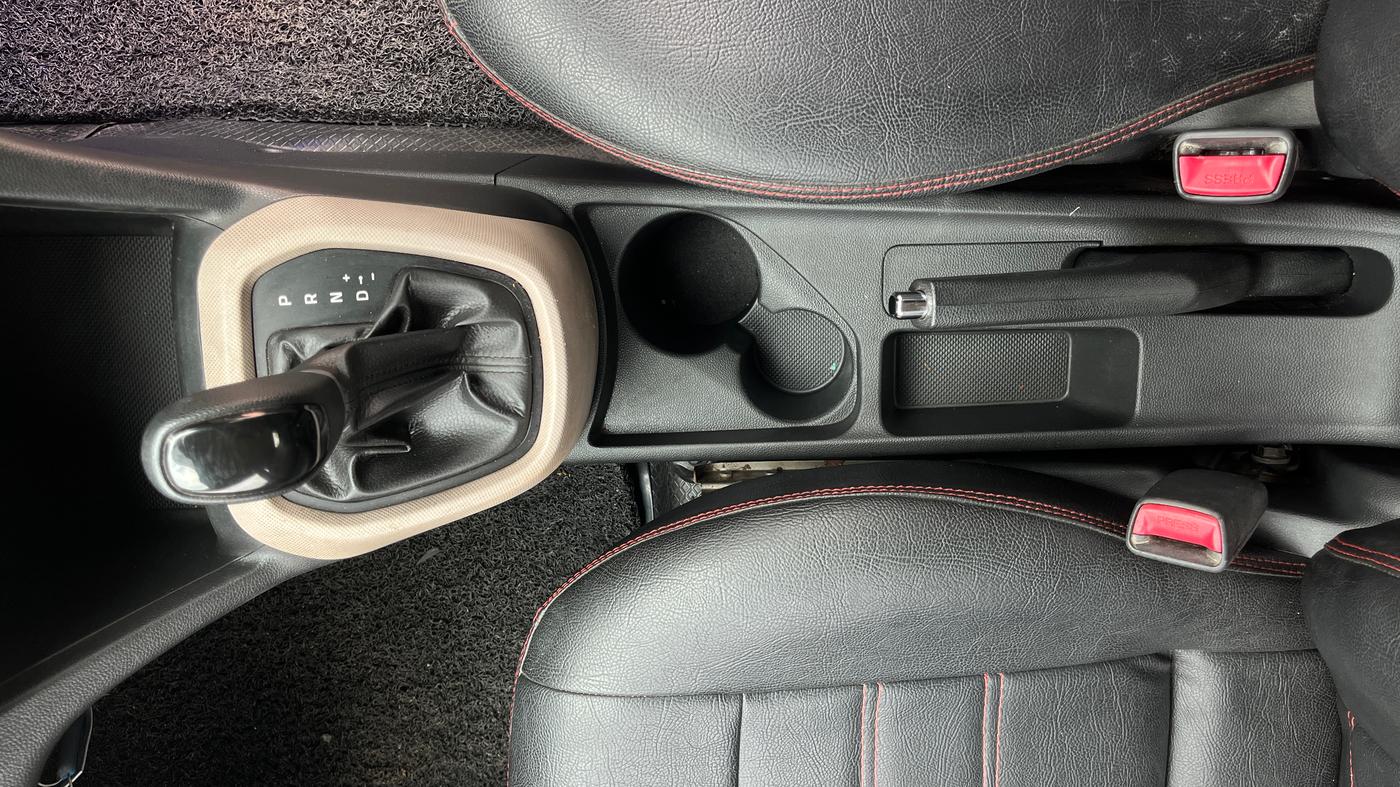 2019 Hyundai Grand i10 SPORTZ AT 1.2 KAPPA VTVT, Petrol, Automatic, 45,315 km, Gear Lever