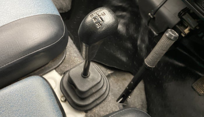 2018 Maruti OMNI E 8 STR, Petrol, Manual, 16,844 km, Gear Lever