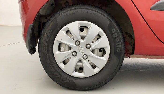2012 Hyundai i10 ERA 1.1, Petrol, Manual, 27,306 km, Right Rear Wheel