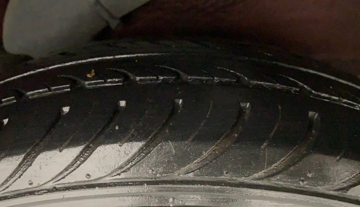 2012 Hyundai i10 ERA 1.1, Petrol, Manual, 27,306 km, Left Rear Tyre Tread