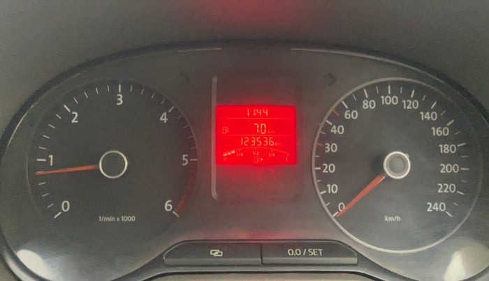 2013 Volkswagen Vento COMFORTLINE DIESEL 1.6, Diesel, Manual, 1,23,502 km, Odometer Image