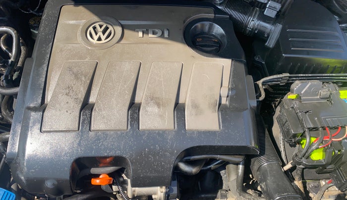 2013 Volkswagen Vento COMFORTLINE DIESEL 1.6, Diesel, Manual, 1,23,502 km, Engine View