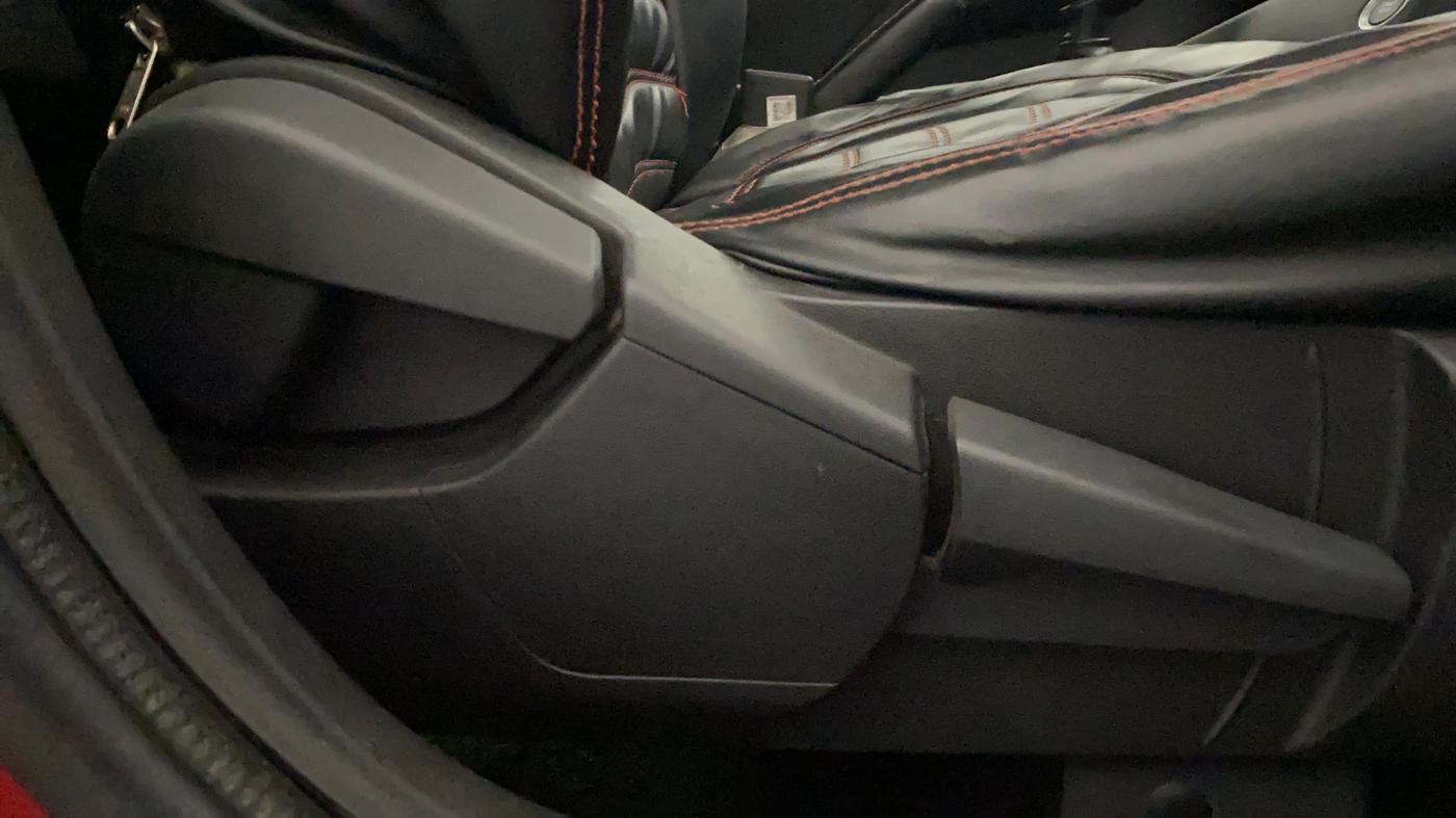 2021 Nissan MAGNITE XV PREMIUM DUAL TONE, Petrol, Manual, 92,235 km, Driver Side Adjustment Panel
