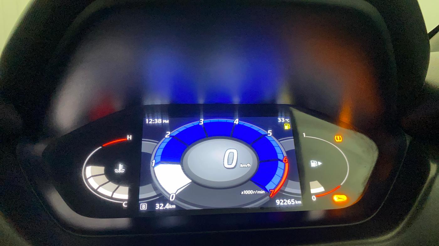 2021 Nissan MAGNITE XV PREMIUM DUAL TONE, Petrol, Manual, 92,235 km, Odometer Image