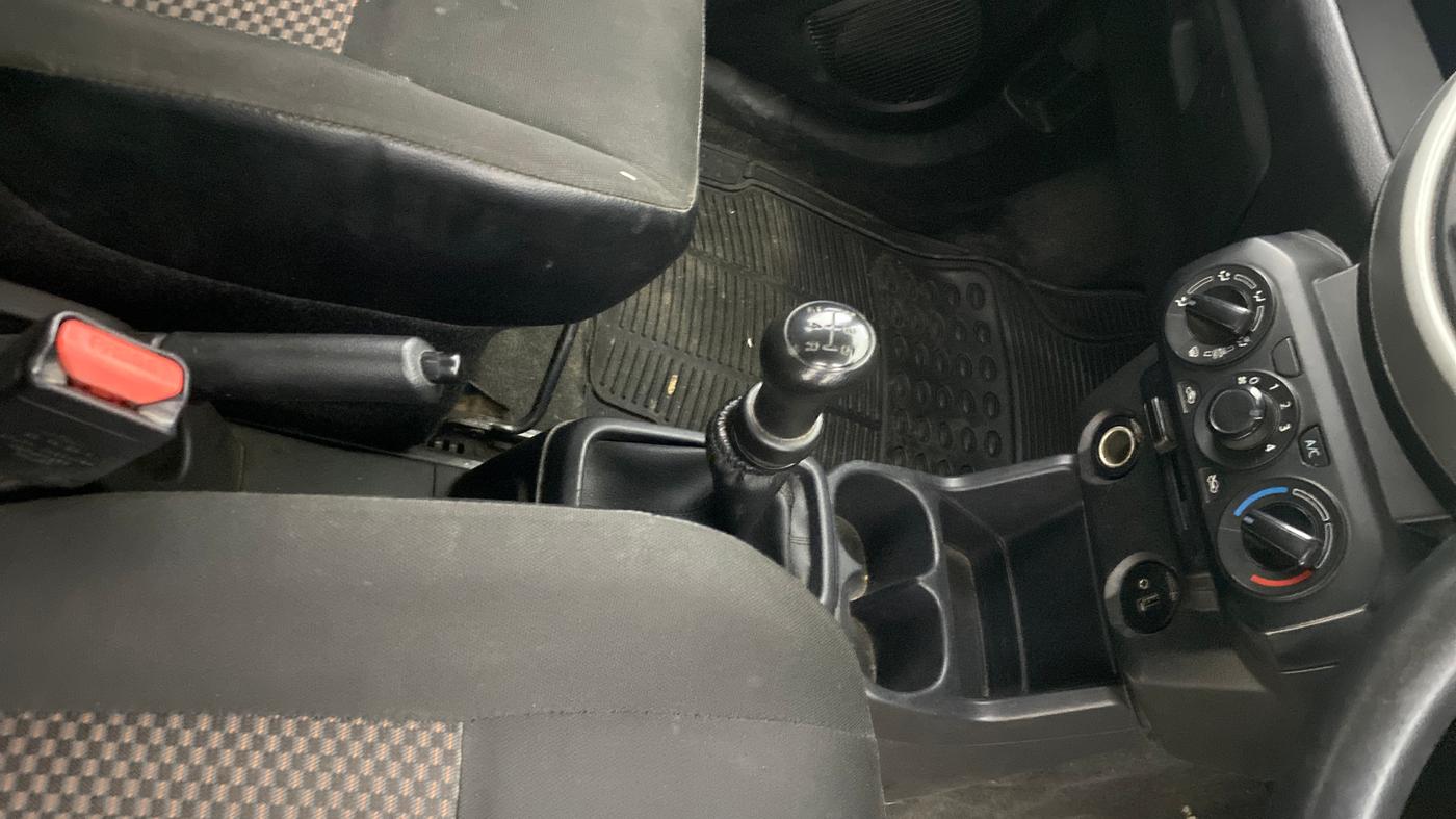 2019 Maruti S PRESSO VXI+, Petrol, Manual, 43,840 km, Gear Lever
