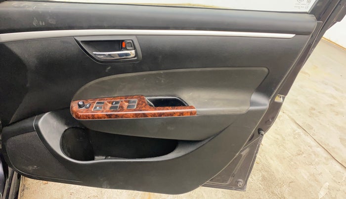 2015 Maruti Swift ZDI, Diesel, Manual, 83,737 km, Driver Side Door Panels Control