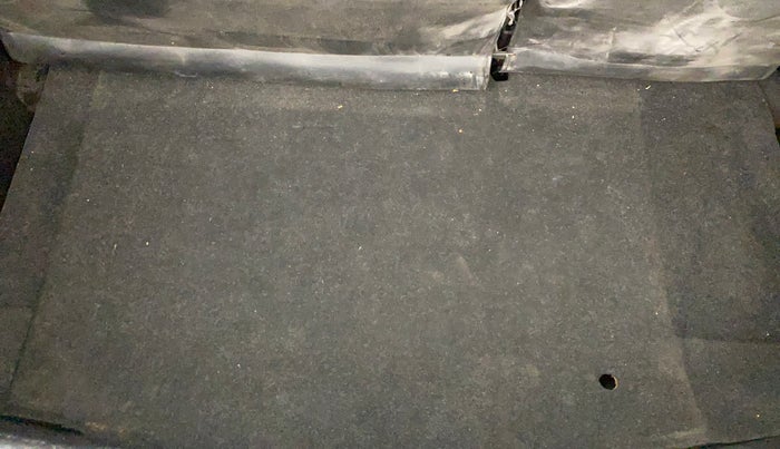 2015 Maruti Swift ZDI, Diesel, Manual, 83,737 km, Boot Inside