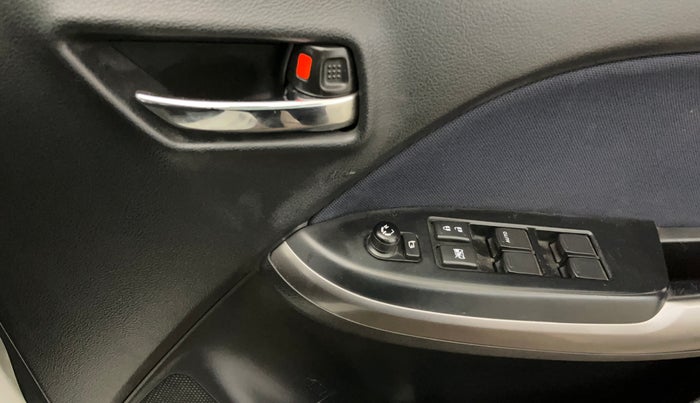 2020 Maruti Baleno ZETA CVT PETROL 1.2, Petrol, Automatic, 38,283 km, Driver Side Door Panels Control