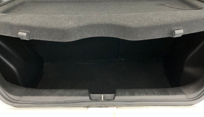 2020 Maruti Baleno ZETA CVT PETROL 1.2, Petrol, Automatic, 38,283 km, Boot Inside