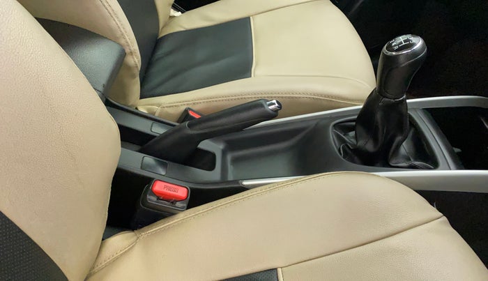 2015 Maruti Baleno ALPHA PETROL 1.2, Petrol, Manual, 61,855 km, Gear Lever