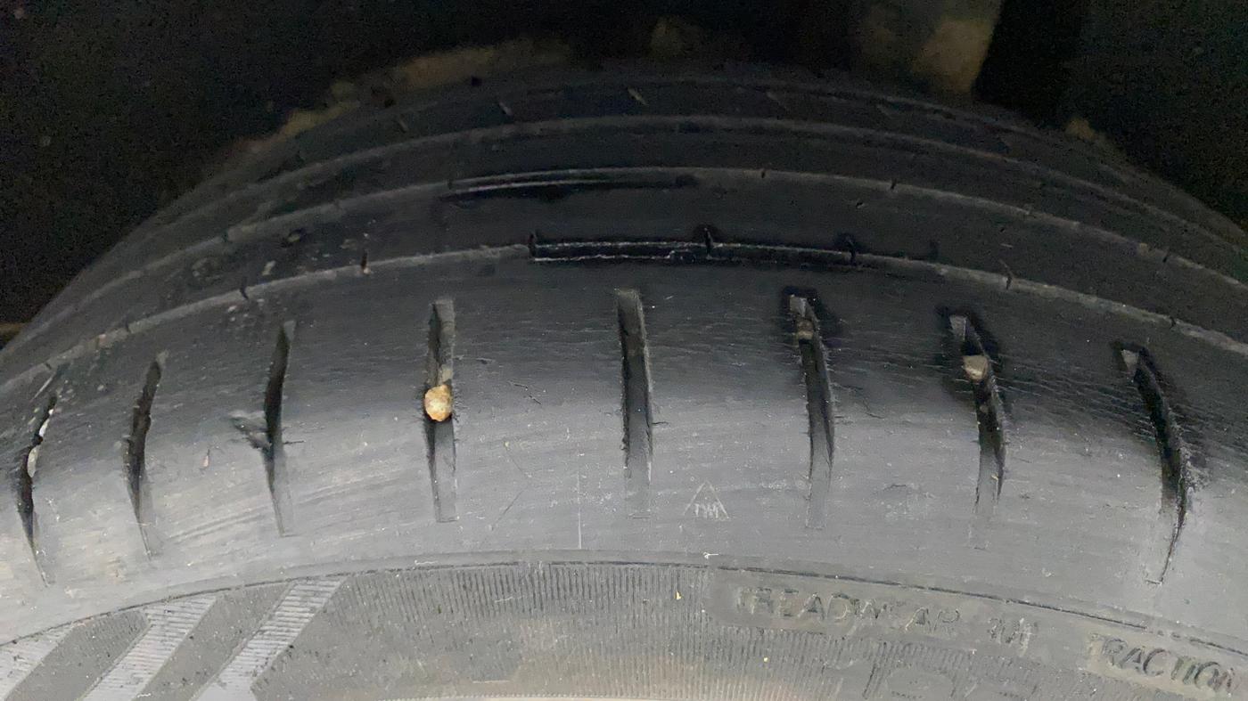 2015 Maruti Baleno ALPHA PETROL 1.2, Petrol, Manual, 61,855 km, Left Rear Tyre Tread