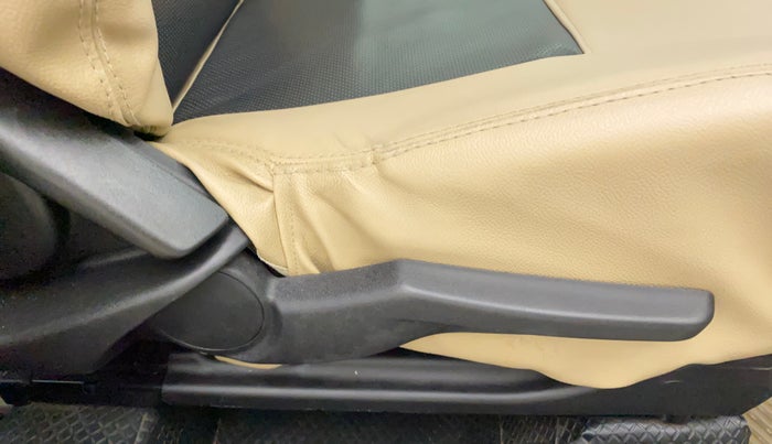 2015 Maruti Baleno ALPHA PETROL 1.2, Petrol, Manual, 61,855 km, Driver Side Adjustment Panel