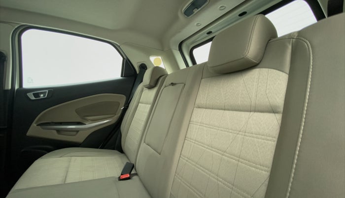 2020 Ford Ecosport 1.5 TITANIUM PLUS TI VCT AT, Petrol, Automatic, 13,554 km, Right Side Rear Door Cabin