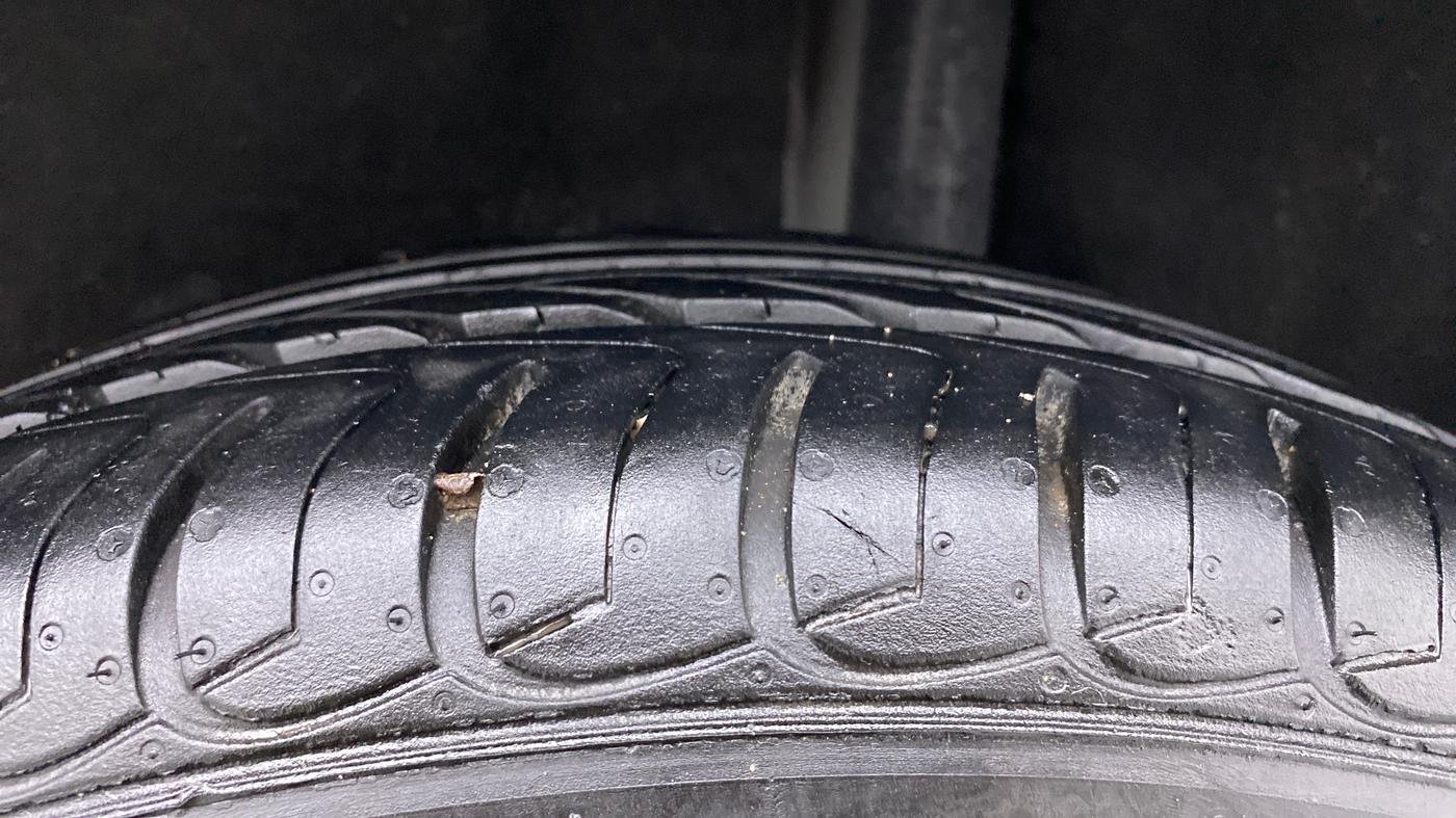 2020 Ford Ecosport 1.5 TITANIUM PLUS TI VCT AT, Petrol, Automatic, 13,554 km, Left Rear Tyre Tread