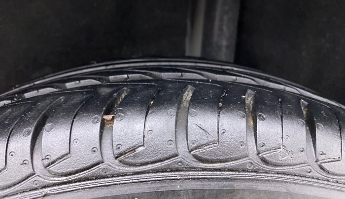2020 Ford Ecosport 1.5 TITANIUM PLUS TI VCT AT, Petrol, Automatic, 13,554 km, Left Rear Tyre Tread