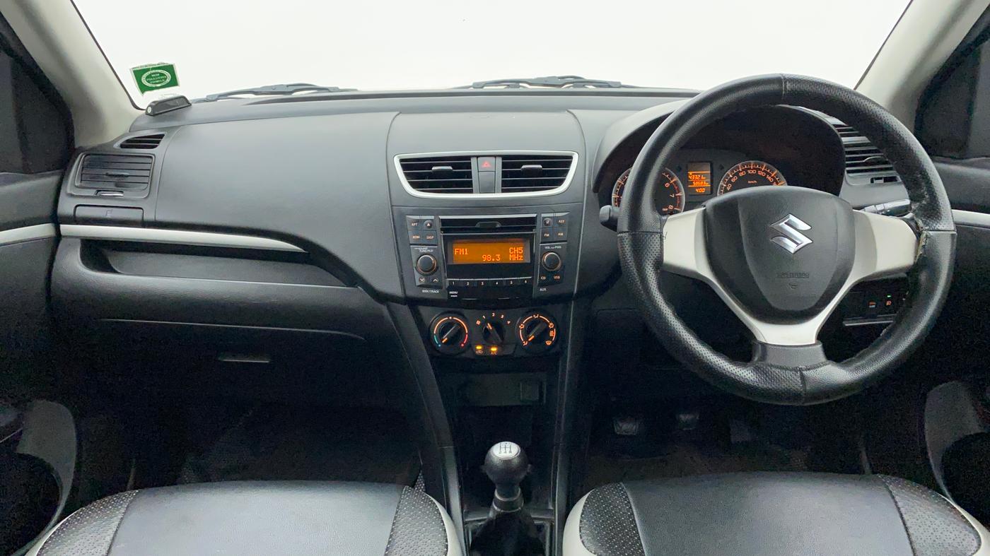 2017 Maruti Swift VXI, Petrol, Manual, 58,683 km, Dashboard