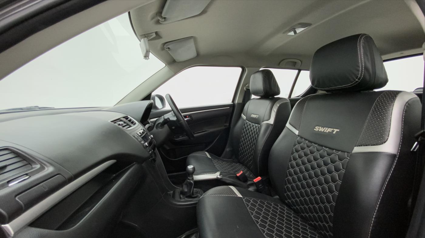 2017 Maruti Swift VXI, Petrol, Manual, 58,683 km, Right Side Front Door Cabin
