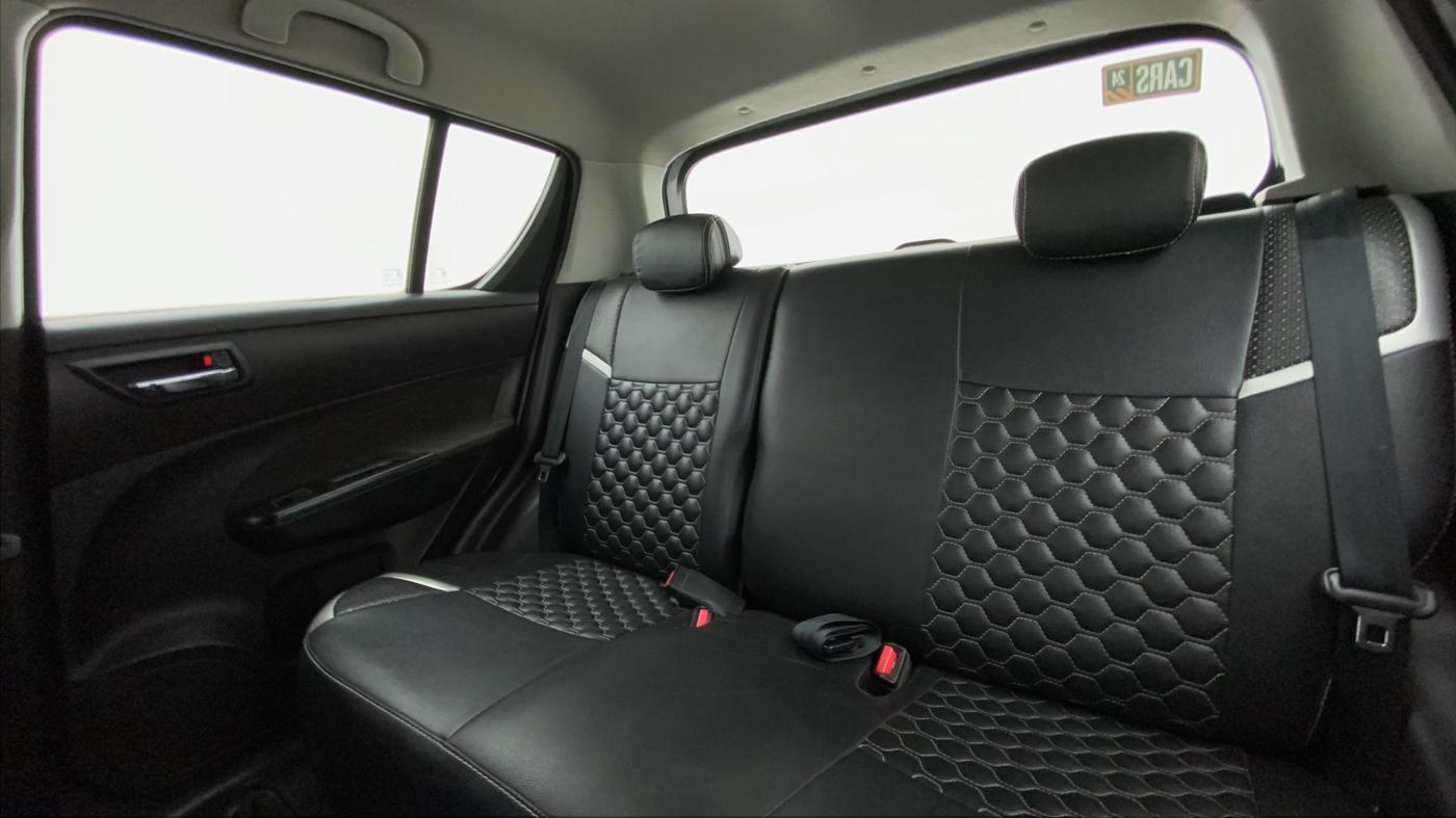 2017 Maruti Swift VXI, Petrol, Manual, 58,683 km, Right Side Rear Door Cabin