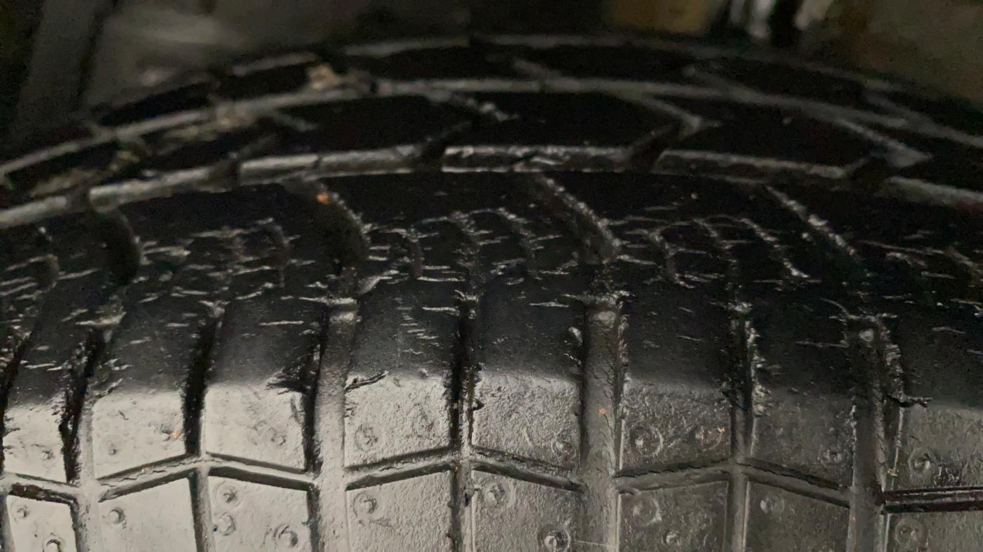 2017 Maruti Swift VXI, Petrol, Manual, 58,683 km, Left Front Tyre Tread