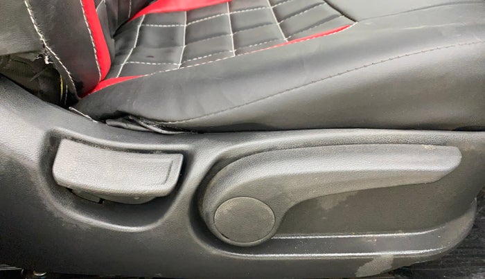 2019 Hyundai Verna 1.6 VTVT SX O, Petrol, Manual, 47,209 km, Driver Side Adjustment Panel