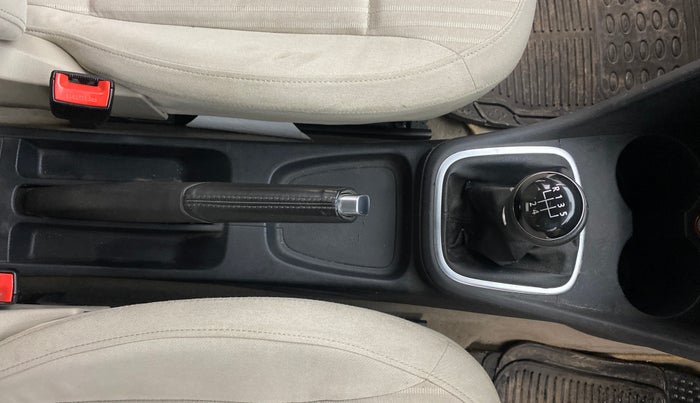 2013 Volkswagen Polo HIGHLINE DIESEL, Diesel, Manual, 86,369 km, Gear Lever