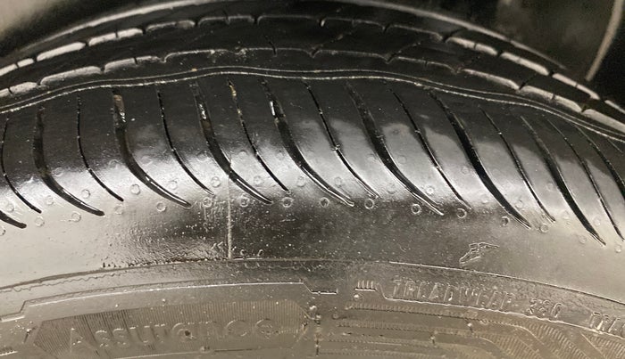 2013 Volkswagen Polo HIGHLINE DIESEL, Diesel, Manual, 86,369 km, Left Rear Tyre Tread