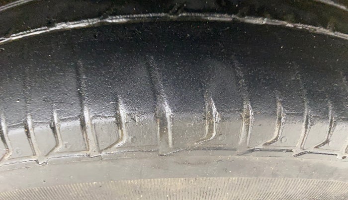 2016 Honda Jazz 1.2L I-VTEC VX, Petrol, Manual, 70,202 km, Right Front Tyre Tread