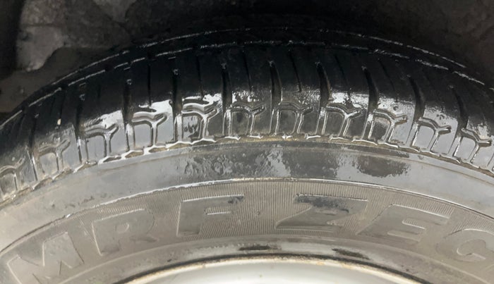 2014 Hyundai i10 MAGNA 1.1, Petrol, Manual, 10,574 km, Right Rear Tyre Tread