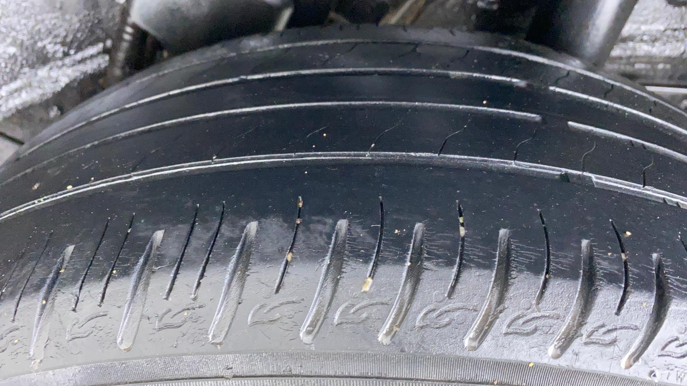 2019 Hyundai VENUE 1.0 TURBO GDI SX+ AT, Petrol, Automatic, 57,801 km, Left Rear Tyre Tread