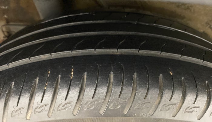 2019 Hyundai VENUE 1.0 TURBO GDI SX+ AT, Petrol, Automatic, 19,031 km, Right Rear Tyre Tread