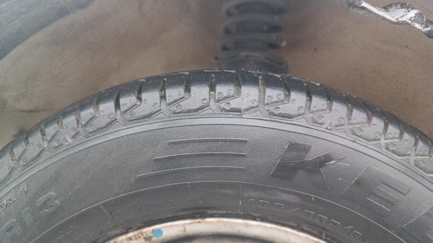 2018 Maruti Eeco 5 STR WITH A/C+HTR, Petrol, Manual, 55,027 km, Left Front Tyre Tread