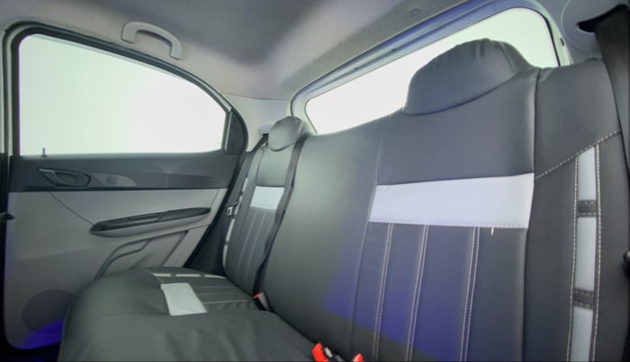 2020 Tata Tiago XT 1.2 REVOTRON, Petrol, Manual, 15,356 km, Right Side Rear Door Cabin