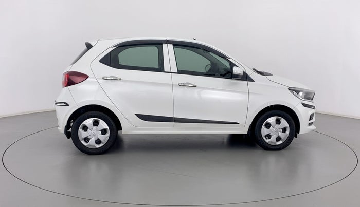 2020 Tata Tiago XT 1.2 REVOTRON, Petrol, Manual, 15,356 km, Right Side View