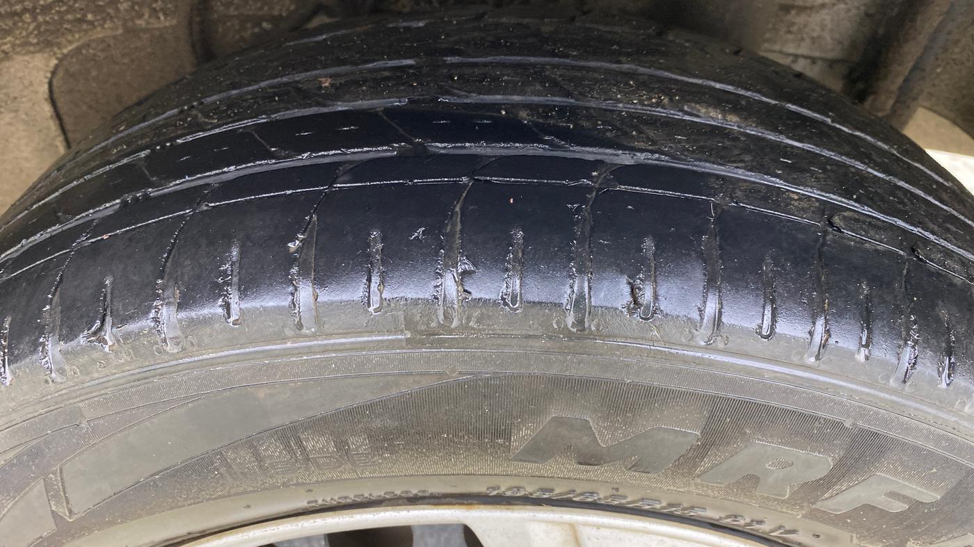 2014 Ford Ecosport TREND 1.5L DIESEL, Diesel, Manual, 1,24,004 km, Left Rear Tyre Tread