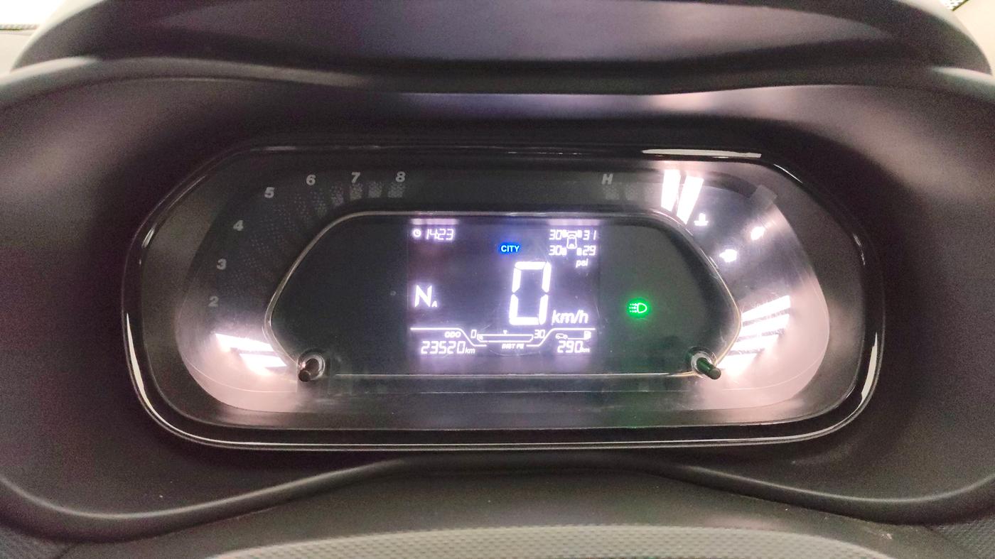 2022 Tata NEXON XZA PLUS (PREMIUM) KAZIRANGA DIESEL, Diesel, Automatic, 23,508 km, Odometer Image