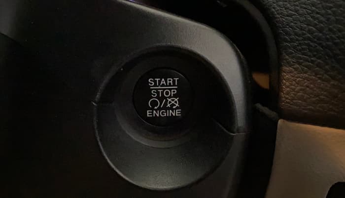 2017 Jeep Compass LIMITED (O) 1.4 PETROL AT, Petrol, Automatic, 62,071 km, Keyless Start/ Stop Button
