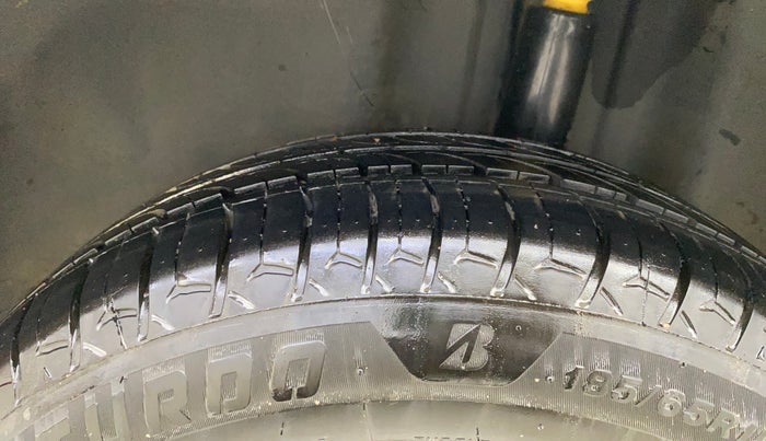 2015 Skoda Rapid 1.5 TDI CR ELEGANCE AT, Diesel, Automatic, 66,222 km, Left Rear Tyre Tread