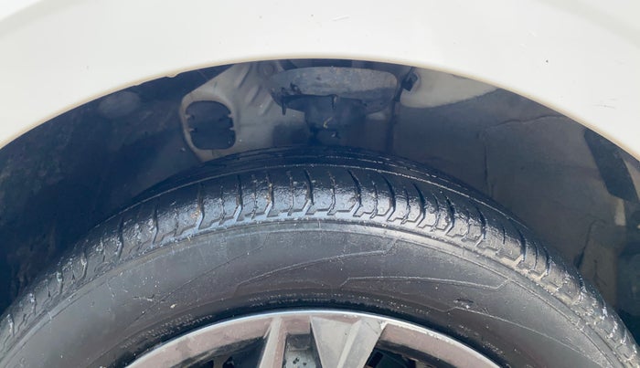 2023 Hyundai NEW I20 SPORTZ 1.2 MT, Petrol, Manual, 31,108 km, Left Front Tyre Tread