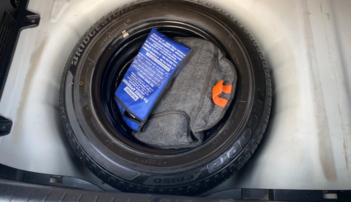 2023 Hyundai NEW I20 SPORTZ 1.2 MT, Petrol, Manual, 31,108 km, Spare Tyre