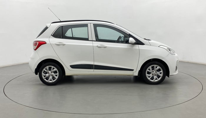 2018 Hyundai Grand i10 SPORTZ (O) 1.2 KAPPA VTVT, Petrol, Manual, 59,963 km, Right Side View