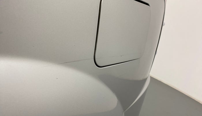 2014 Mahindra XUV500 W4, Diesel, Manual, 88,808 km, Left quarter panel - Minor scratches