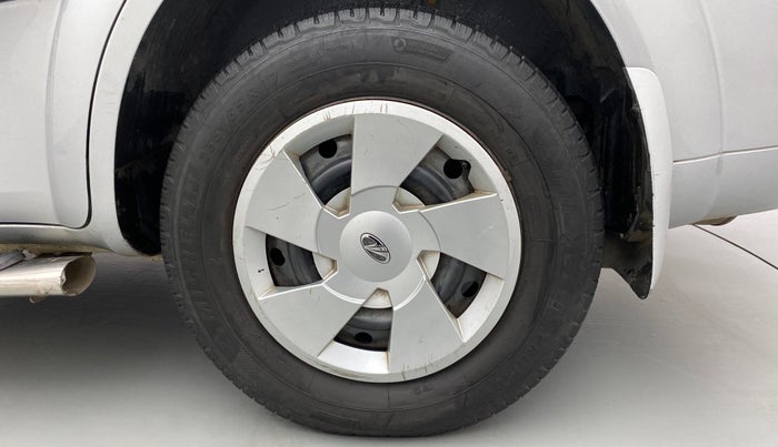 2014 Mahindra XUV500 W4, Diesel, Manual, 88,808 km, Left Rear Wheel