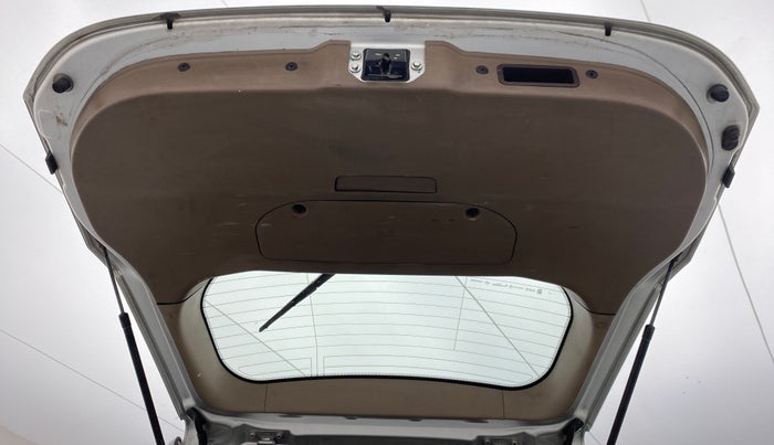 2014 Mahindra XUV500 W4, Diesel, Manual, 88,808 km, Boot Door Open