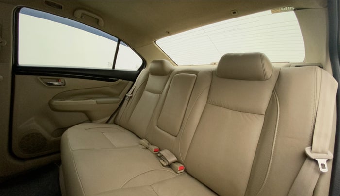 2016 Maruti Ciaz ZXI AT, Petrol, Automatic, 63,502 km, Right Side Rear Door Cabin